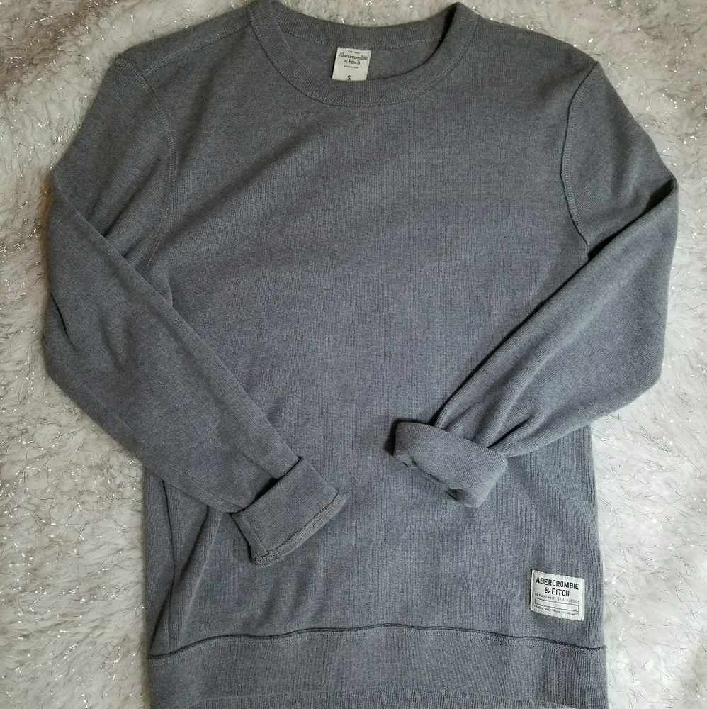 Grey sweater